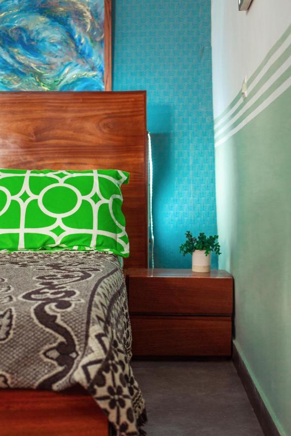 Bed and Breakfast Palm Springs Bed & Breakfast Limbe Exterior foto