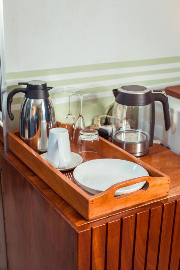 Bed and Breakfast Palm Springs Bed & Breakfast Limbe Exterior foto